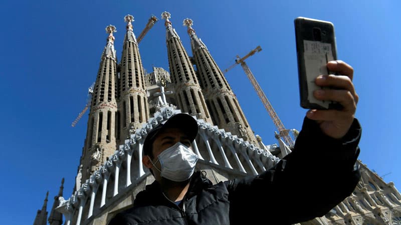 İspaniya turistləri karantinə yerləşdirməkdən imtina etdi
