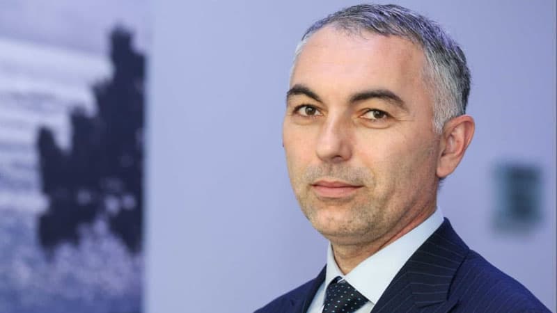 Ekspert: “Siqaret çəkən sürücülərə qarşı sərnişinlər də mübarizə aparmalıdır”