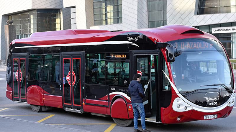 Bu gündən Bakıda marşrut avtobuslarında kondisionerlər işə salındı