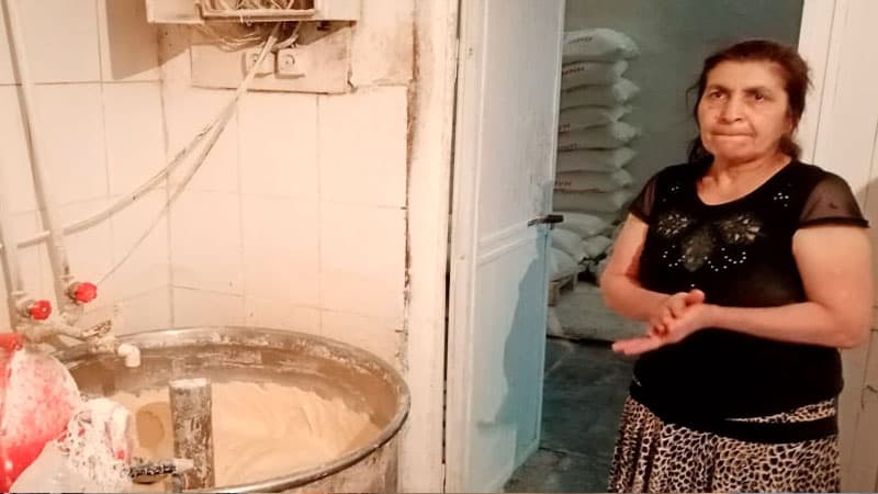 Gəncədə sərt karantin qaydalarını pozan çörək sexi aşkarlandı (FOTOLAR)