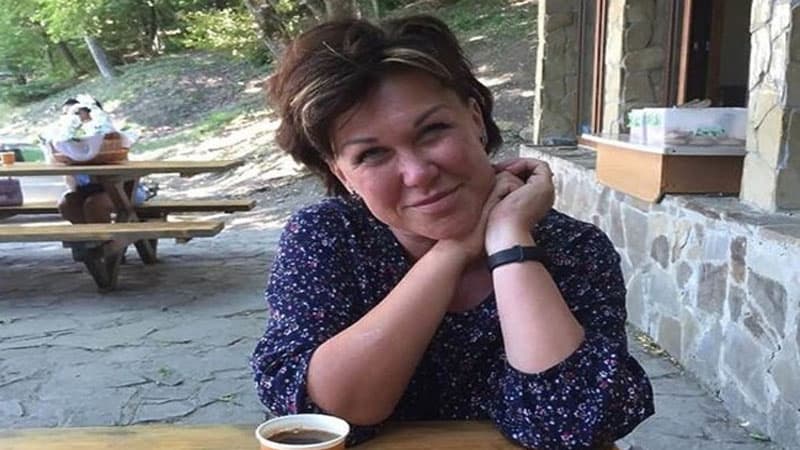 Məşhur tele-aparıcının jurnalist xanımı intihar etdi - KİV