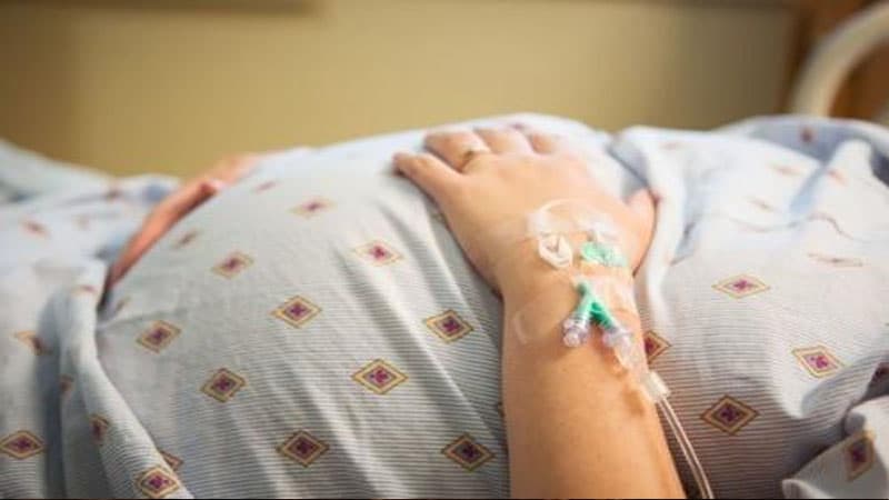 Azərbaycanda koronavirusa yoluxan analardan doğulan körpələrdə virus aşkarlanmadı