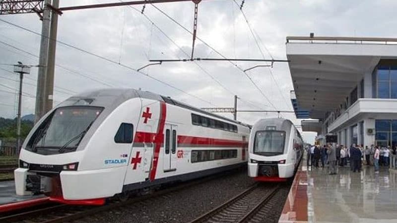 Gürcüstanda dəmir yolu ilə sərnişin daşımaları bərpa edilir