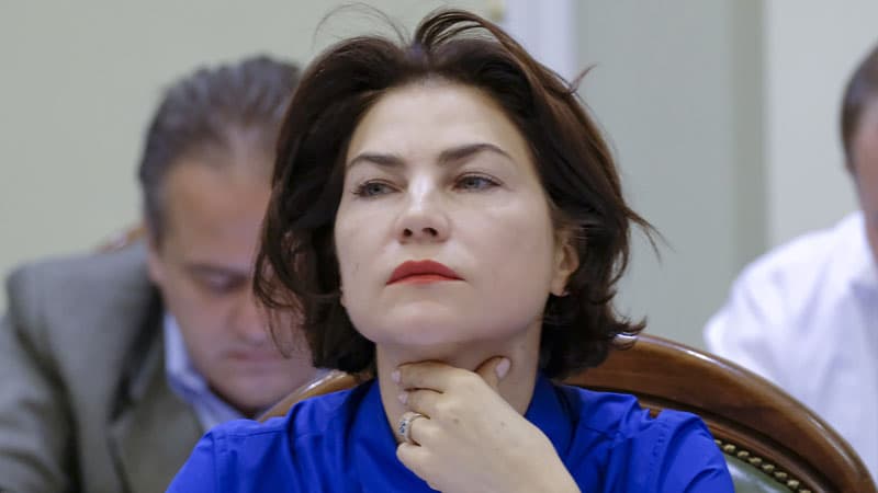 Baş Prokuror maaşının azlığından şikayətləndi: “Dolana bilmirəm”