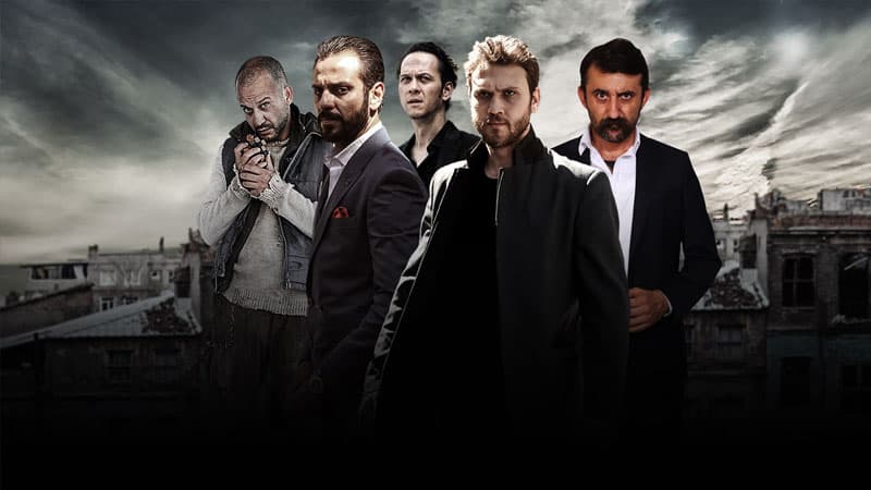 "Çukur"un baş rol ifaçılarından biri serialdan ayrılır