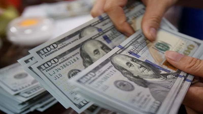 FED  dollarla bağlı qərar verdi