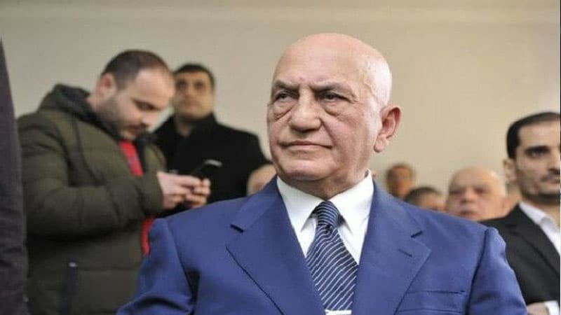 Əli İnsanovdan sensasion açıqlama: “İnsanların 80 faizində koronavirus var”