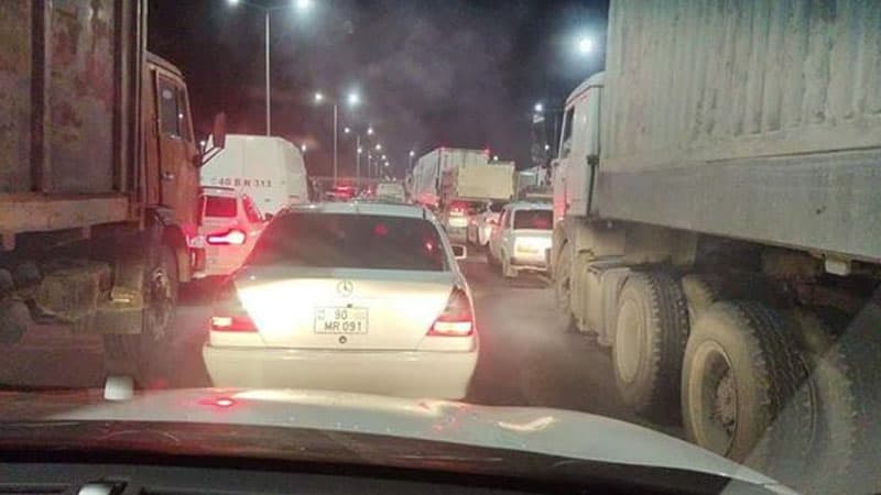 İcazəsi olmadan rayonlara gedənlər geri qaytarılır