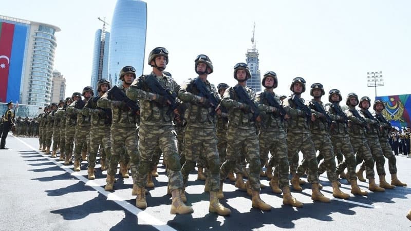Deputat: “Azərbaycan hərbi gücünü davamlı olaraq artırır”