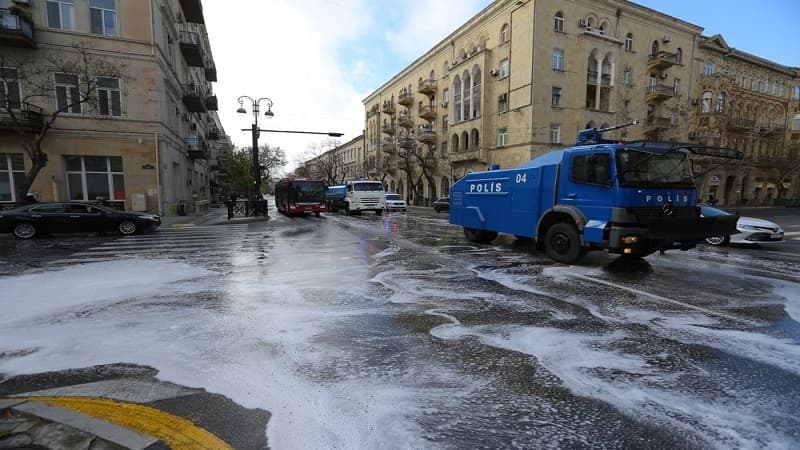 Bakıda dezinfeksiya işləri aparılır