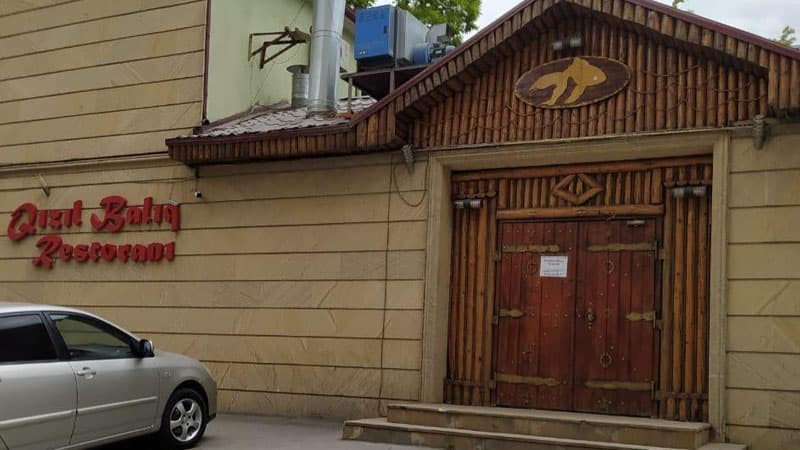 Bakıda karantini pozan restoranın icarədarı və müştəriləri cərimələndi (FOTO)