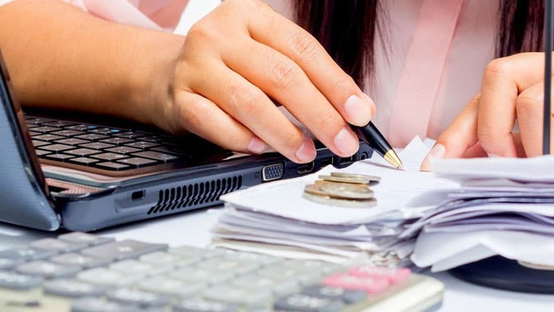 Necə olur: ƏSF sığorta haqqını ala bilir, ödənişini edə bilmir? (EKSPERT)
