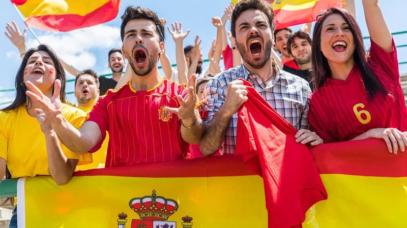Pandemiya ərzində ilk dəfə İspaniyada azarkeşlər stadionlara buraxılacaq
