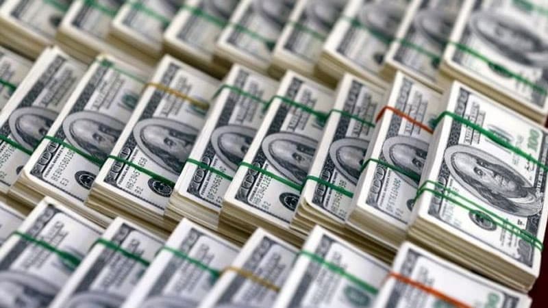 Banklar xarici valyuta alanları niyə sorğu-suala tutur? (EKSPERT)