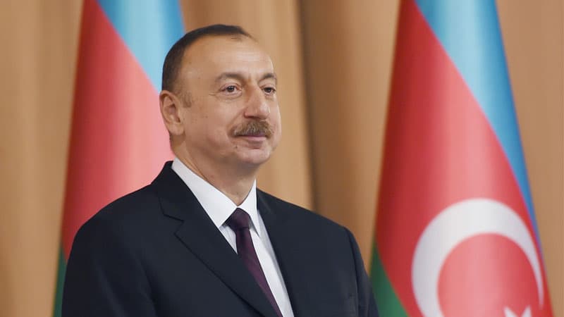 İlham Əliyevdən Silahlı Qüvvələr Günü ilə bağlı paylaşım