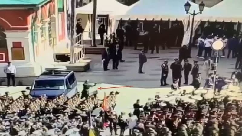 Qızıl Meydanda keçirilən paradda əsgər olay yaratdı (VİDEO)