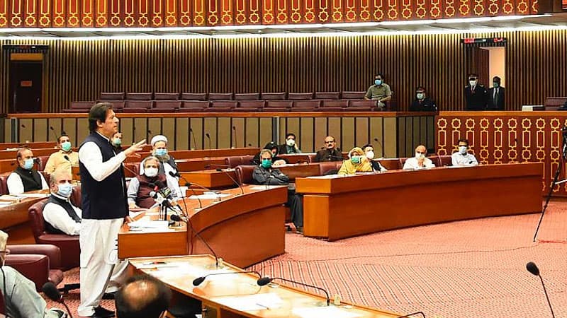 Pakistanın baş naziri Bin Laden barədə "şəhid" ifadəsini işlətdi
