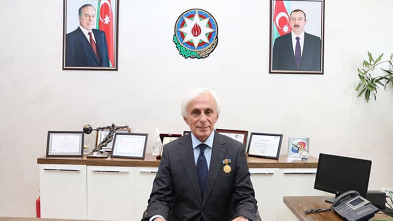 Daha bir məmur ailəsi ilə koronavirusa yoluxdu