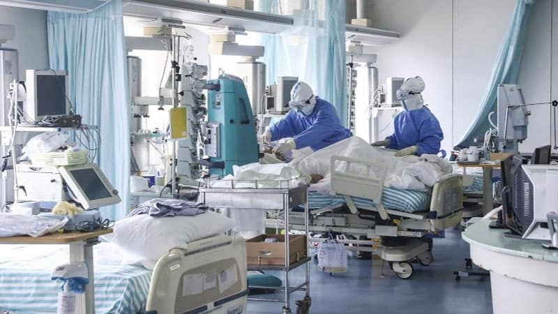 AMEA-nın əməkdaşı olan professor və xanımı koronavirusa yoluxdu (FOTO)