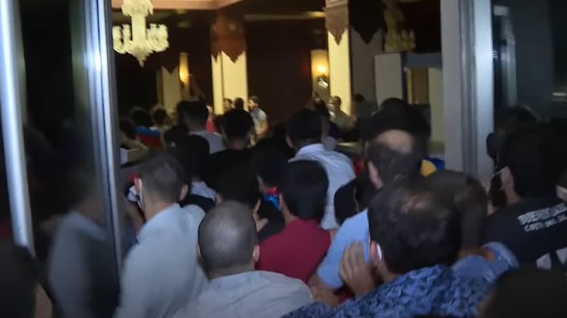 Deputat: “Kütləni təxribata yönləndirənlər cəzalandırılmalıdır”