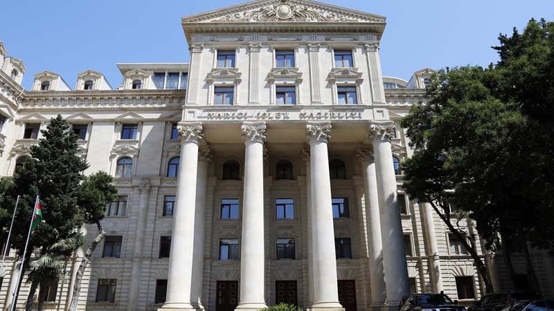 XİN: Torpaqlarımızın bir santimetri belə düşmən işğalında qalmayacaq