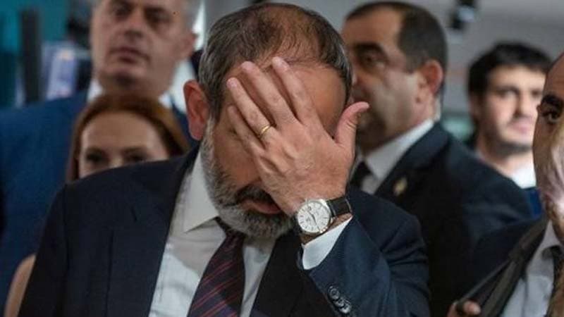 Paşinyan yardım axtarışında təcili Moskvaya uçdu