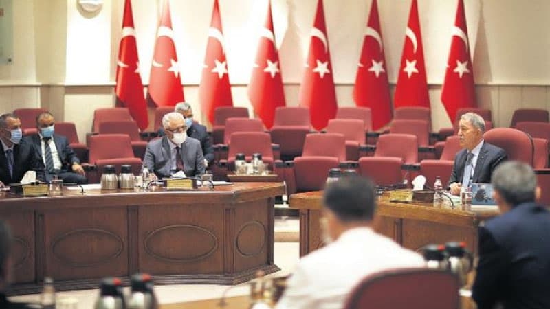 Türkiyənin müdafiə naziri: "Ermənistan bunun hesabını mütləq ödəyəcək"