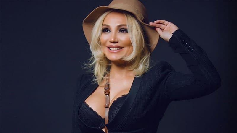 Nura Suri tikinti şirkətində işə düzəldi