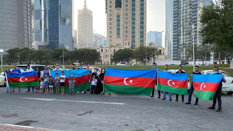 Qətərdə yaşayan soydaşlarımızdan erməni təxribatlarına etiraz (FOTO/VİDEO)
