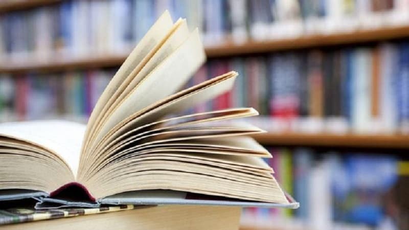 Hökumət kitab dükanlarını nədən bağlı saxlayır? – İki baxış