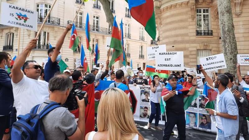 Parisdə Ermənistanın təxribatlarına etiraz olaraq aksiya keçirildi (FOTOLAR)