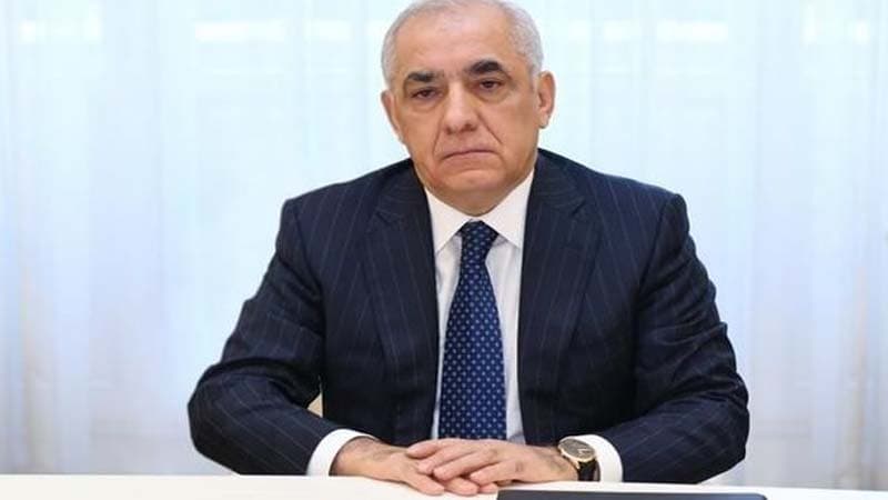 Baş nazirdən tibb işçilərinin əməkhaqları ilə bağlı Vacib Qərar