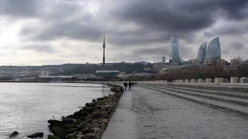 Sabah güclü külək əsəcək, tempratur aşağı düşəcək