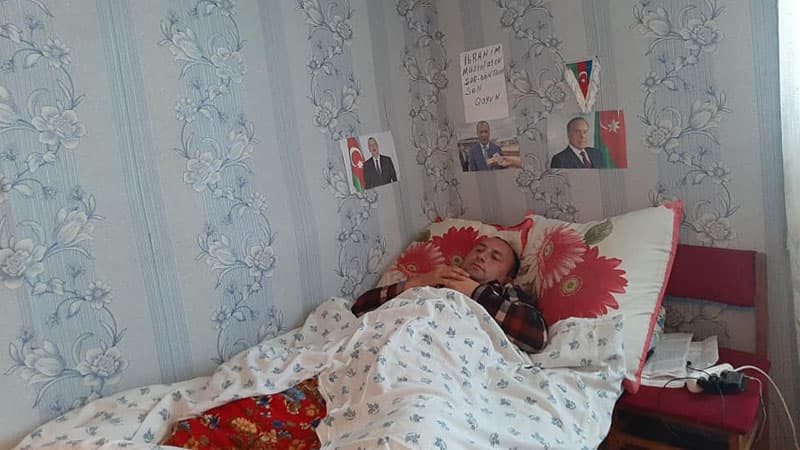 Jurnalist aclıq aksiyasına başladı