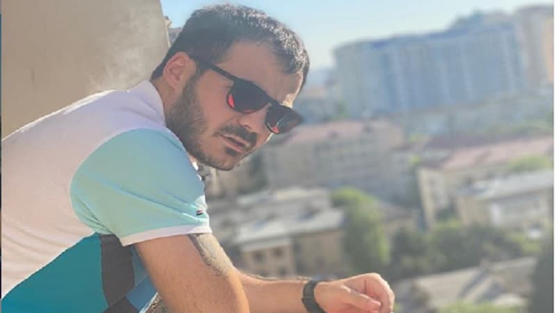 Jurnalistləri təhqir edən  biznesmen oğlu azadlıqda (FOTO)