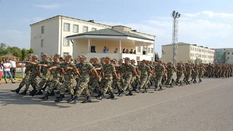 Səfərbərlikdən könüllülərə niyə zəng edilir?