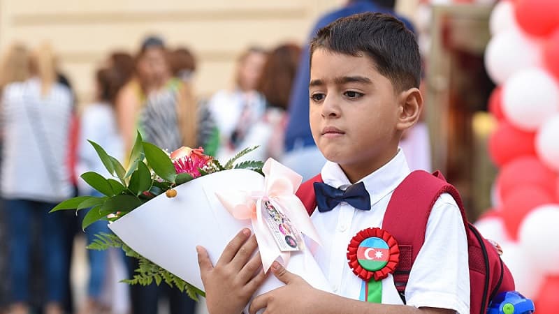 Bakıda birinci sinifə qəbul üçün edilən elektron müraciətlərin sayı açıqlandı