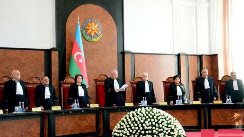 Konstitusiya Məhkəməsinin təcili iclası keçirilir - Əmanətlərlə bağlı hansı qərar veriləcək?