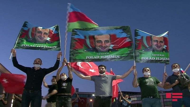 İstanbulda yenidən Azərbaycana dəstək mitinqi keçirildi (FOTO)