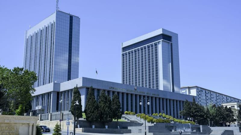 Dövlət büdcəsinə dəyişiklik edilir