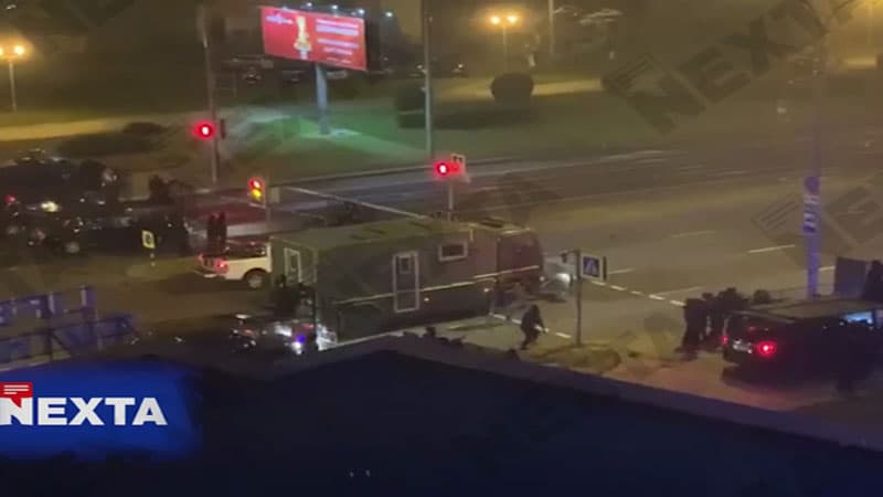 Minskdə etirazçılara atəş açıldığı anların görüntüləri (VİDEO)