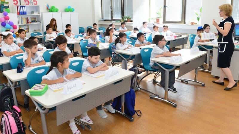 Azərbaycanda dərslərin müddətinin azaldılması təklif edilir