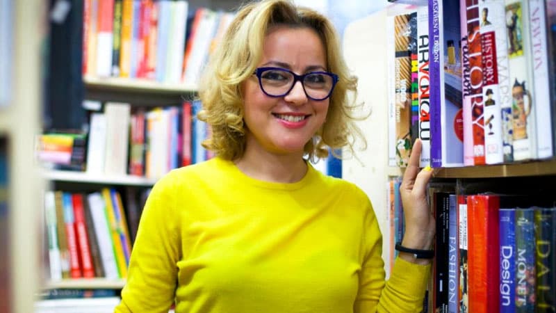 Bir mağazamız vardı, bütün oxucuları üzdən tanıyırdıq... – Nigar Köçərli