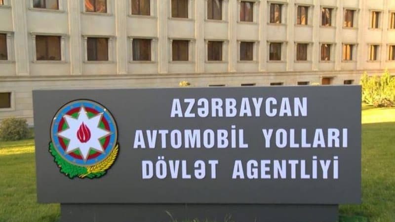 Yüzlərlə fəhlə işsiz qalıb, AAYDA işə qarışa bilmir