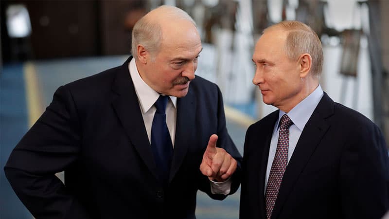 Lukaşenko Putindən xahiş etdi: “Merkelə deyin ki...”