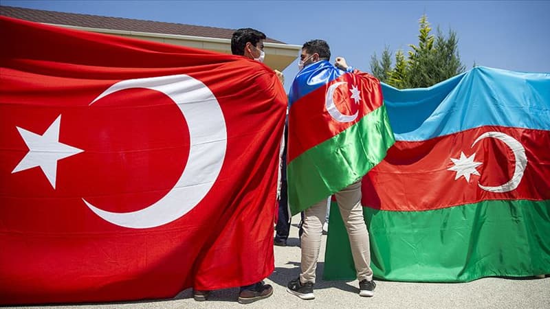 “Bizim üçün Ankara nədirsə, Bakı da odur” - Azərbaycan Türkiyə mediasında (FOTOLAR)