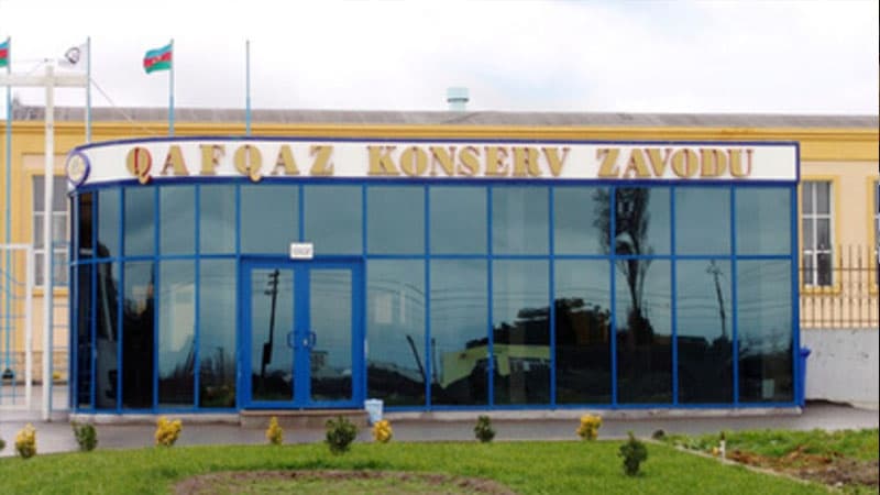 Qafqaz Konserv Zavodunun direktoru cəzalandırıldı