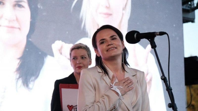 Svetlana Tixanovskaya Belarusa qayıtmaq şərtini açıqladı