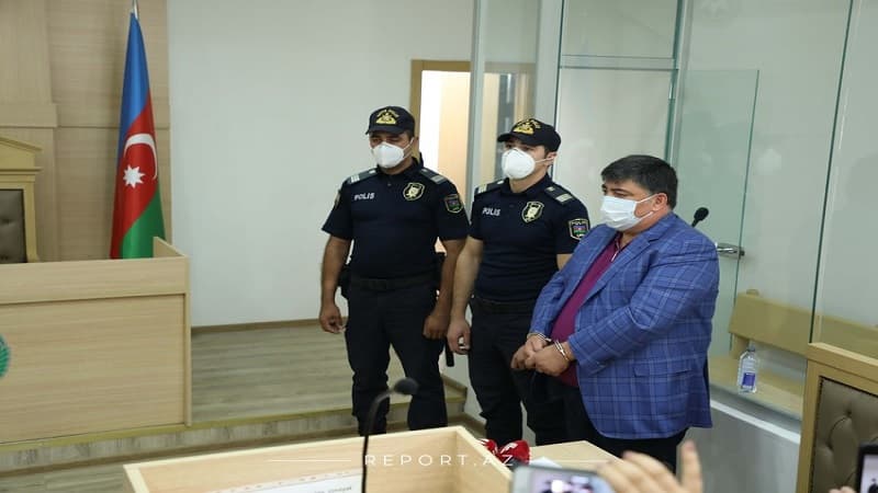 Ramiz Mehdiyevin kürəkəni qandallandı (FOTO)