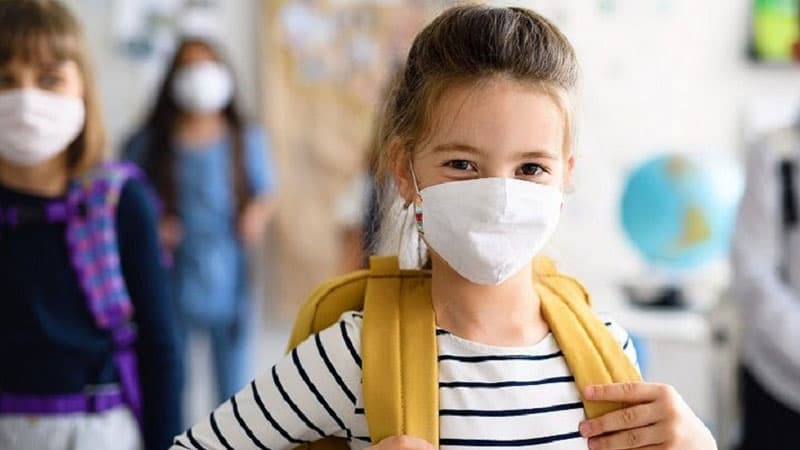 ÜST və UNICEF açıqladı: Uşaqlar hansı yaşda maska taxmalıdır?